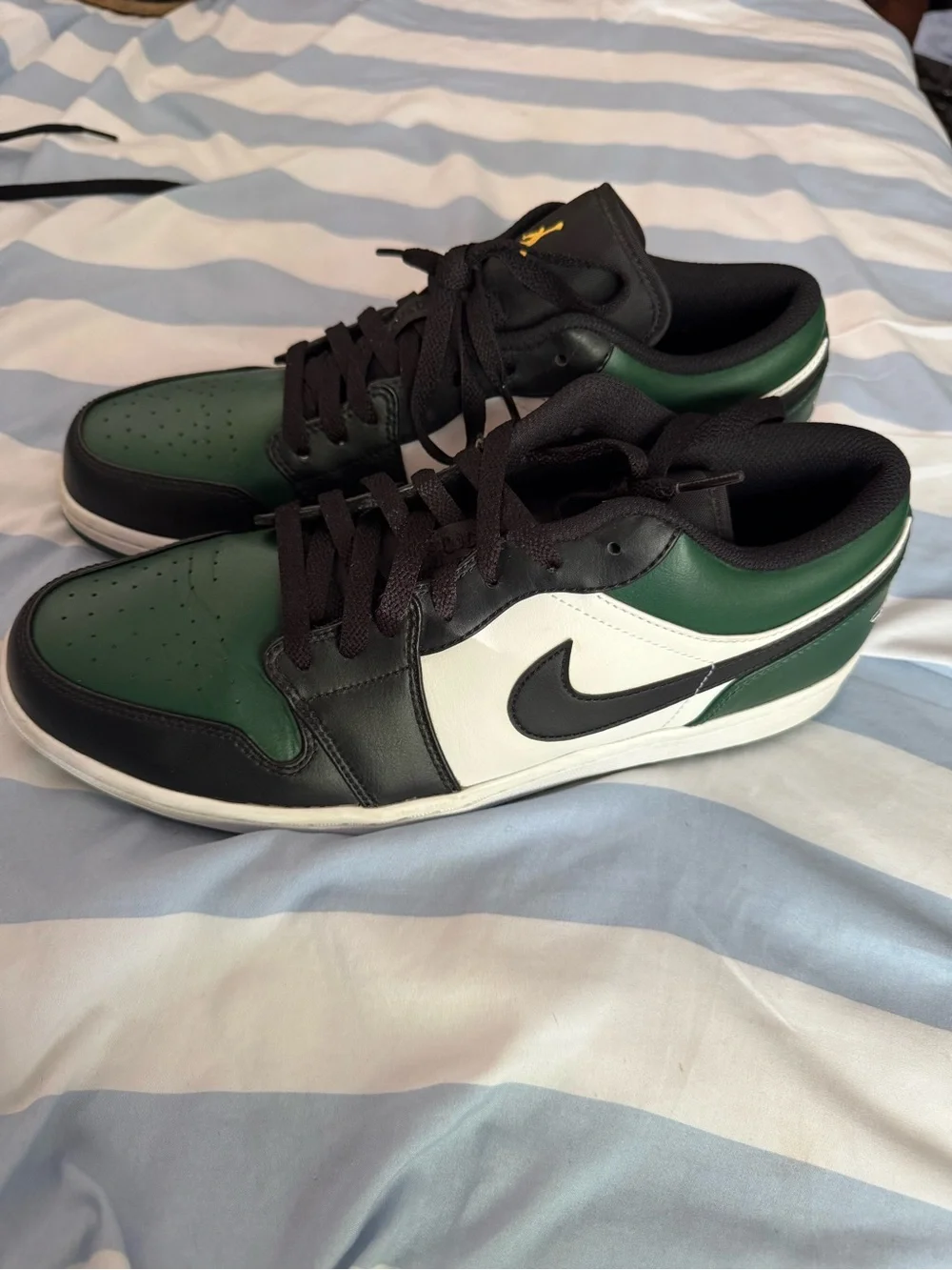 Air Jordan 1 low